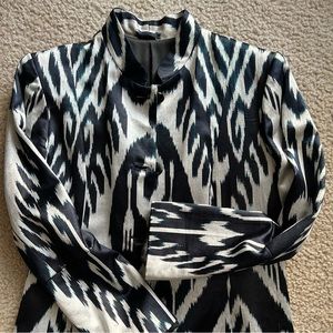 Stunning silk ikat weave mid-length jacket.  Silver/white & black. Size M.